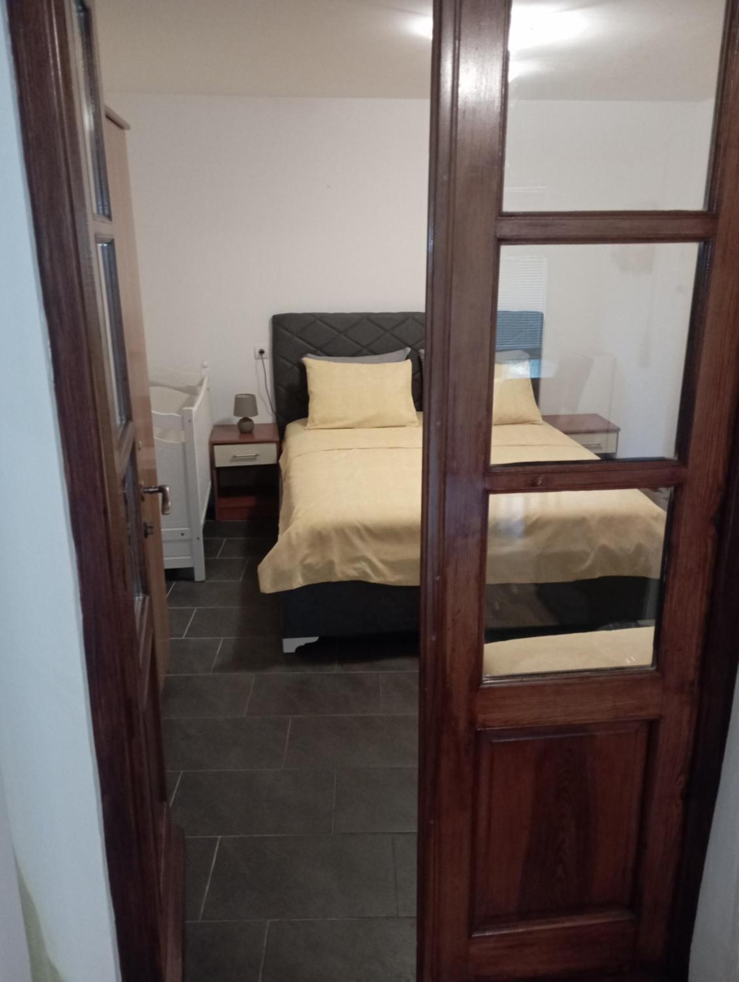 Apartments Villa Marta - Begovic Kotor Eksteriør bilde