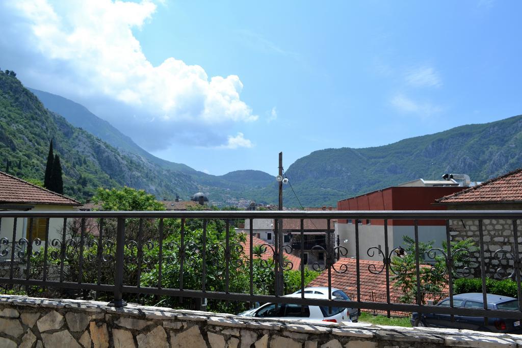 Apartments Villa Marta - Begovic Kotor Eksteriør bilde