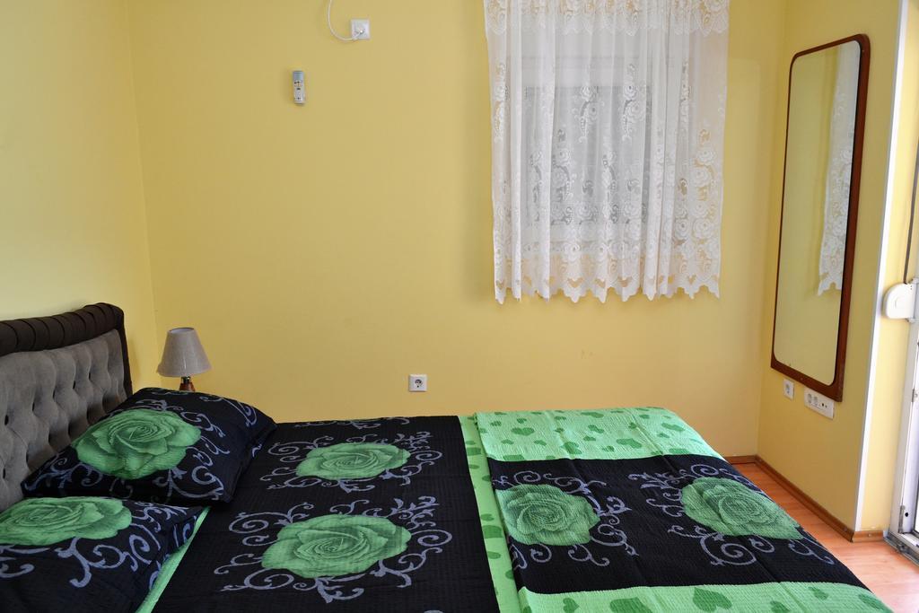Apartments Villa Marta - Begovic Kotor Eksteriør bilde