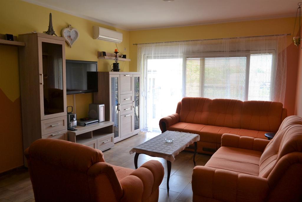 Apartments Villa Marta - Begovic Kotor Eksteriør bilde