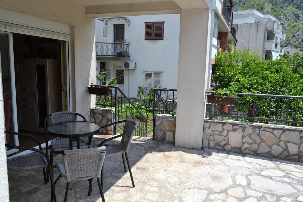 Apartments Villa Marta - Begovic Kotor Eksteriør bilde