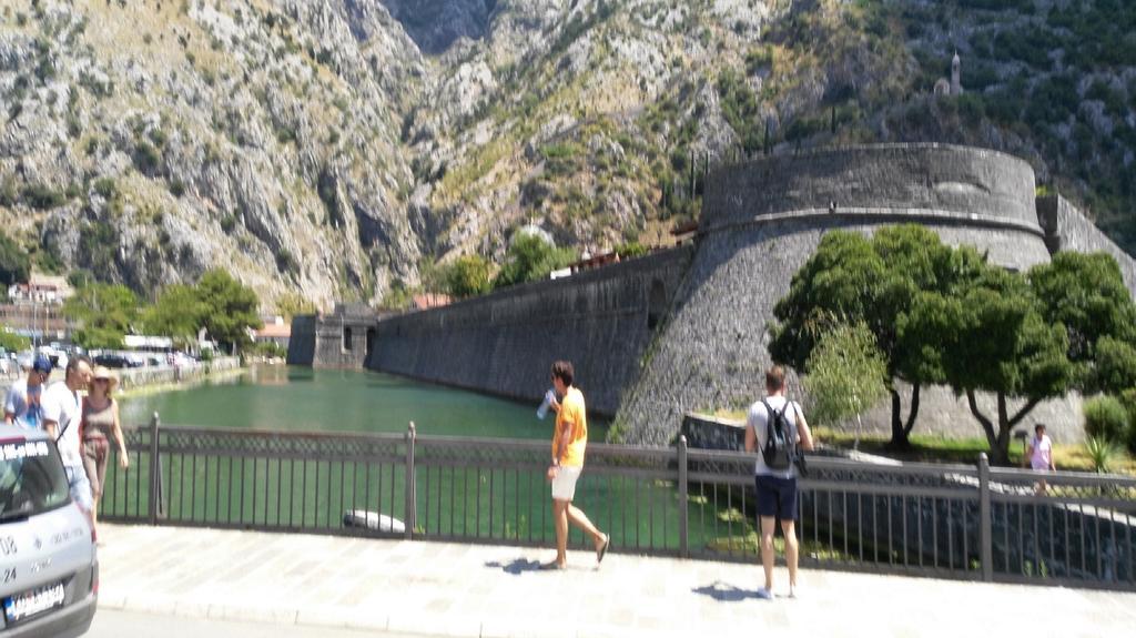 Apartments Villa Marta - Begovic Kotor Eksteriør bilde